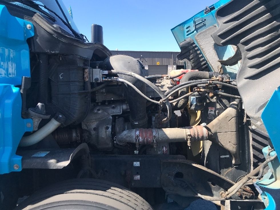 Day Cab Tractor-Heavy Duty Tractors-Freightliner-2017-Cascadia 12564ST-Westfield-MA-349,600\n\t\tmiles-$ 33,000 - Image 15