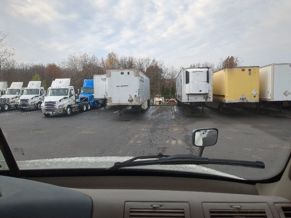 Day Cab Tractor-Heavy Duty Tractors-Freightliner-2017-Cascadia 12564ST-Westfield-MA-418,111\n\t\tmiles-$ 38,750 - Image 13