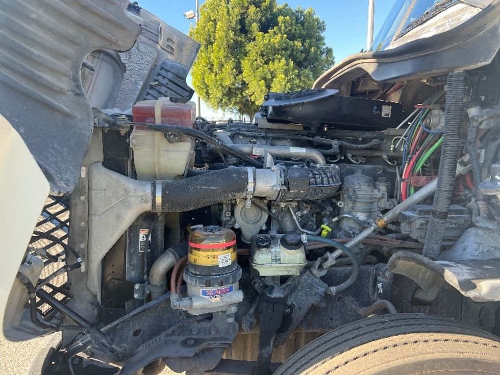 Day Cab Tractor-Heavy Duty Tractors-Freightliner-2017-Cascadia 12584ST-Torrance-CA-79,088\n\t\tmiles-$ 68,000 - Image 16