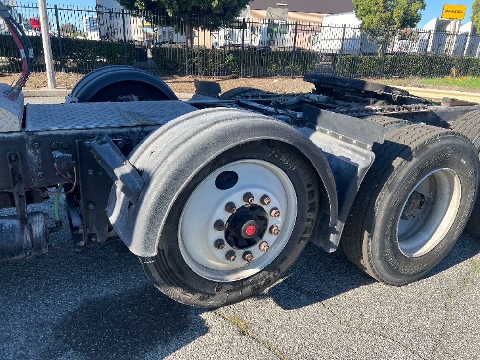 Day Cab Tractor-Heavy Duty Tractors-Freightliner-2017-Cascadia 12584ST-Torrance-CA-79,088\n\t\tmiles-$ 68,000 - Image 18