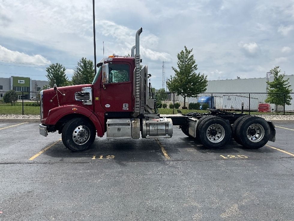 Day Cab Tractor-Heavy Duty Tractors-Freightliner-2017-CORONADO-Cambridge-ON-247,653\n\t\tkm-$ 65,500 - Image 4