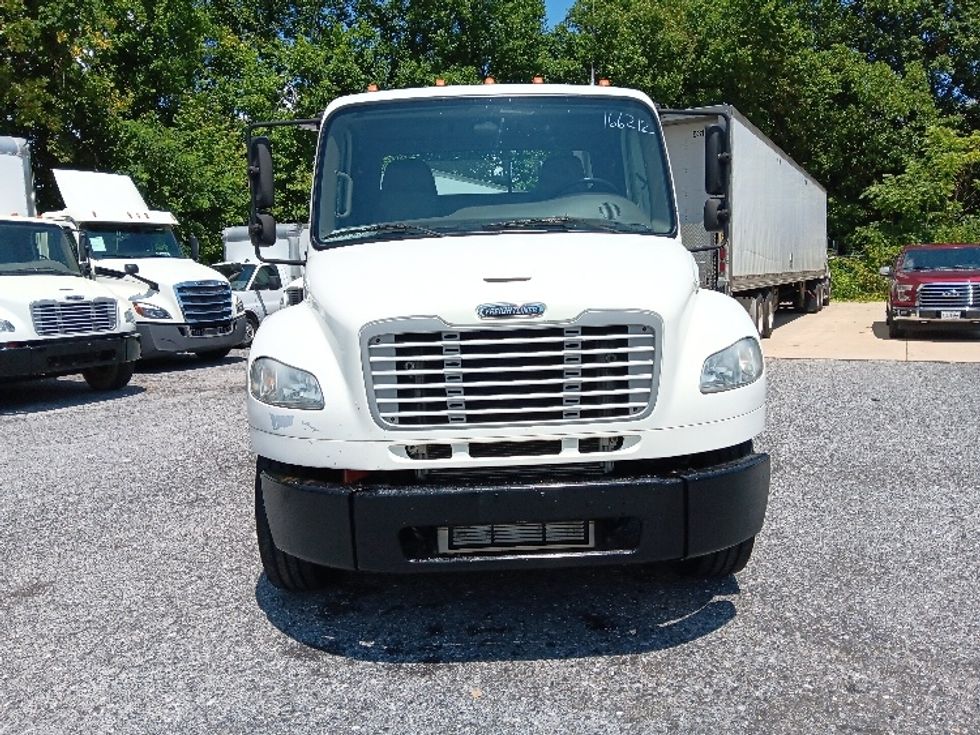 Day Cab Tractor-Heavy Duty Tractors-Freightliner-2017-M2-Cleveland-TN-184,910\n\t\tmiles-$ 48,000 - Image 2