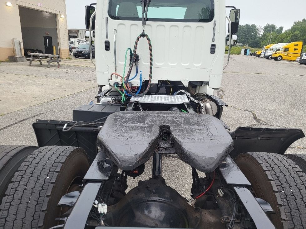 Day Cab Tractor-Heavy Duty Tractors-Freightliner-2017-M2-Cookeville-TN-156,343\n\t\tmiles-$ 49,750 - Image 6