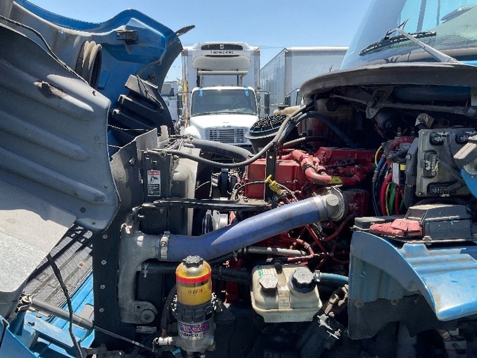 Day Cab Tractor-Heavy Duty Tractors-Freightliner-2017-M2-Fontana-CA-226,356\n\t\tmiles-$ 54,000 - Image 16