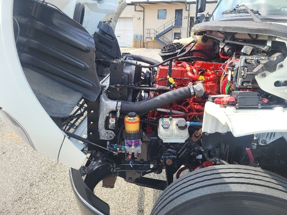 Day Cab Tractor-Heavy Duty Tractors-Freightliner-2017-M2-Morristown-TN-192,096\n\t\tmiles-$ 47,750 - Image 16