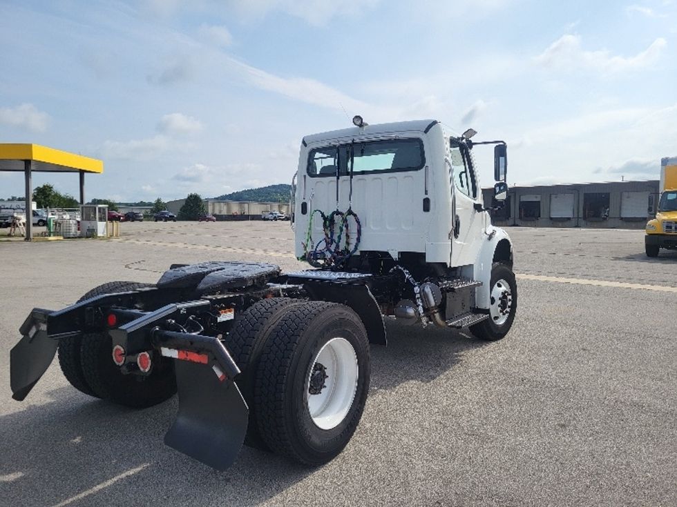 Day Cab Tractor-Heavy Duty Tractors-Freightliner-2017-M2-Morristown-TN-192,096\n\t\tmiles-$ 47,750 - Image 7