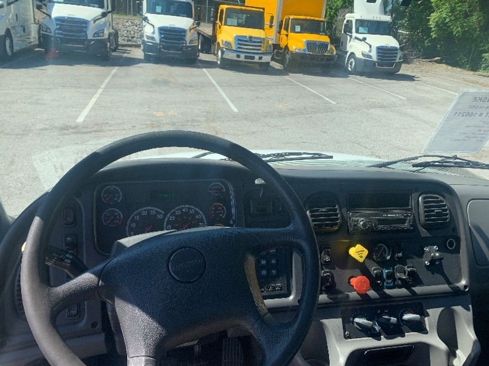 Day Cab Tractor-Heavy Duty Tractors-Freightliner-2017-M2-Nashville (Mount Juliet)-TN-152,707\n\t\tmiles-$ 49,000 - Image 11