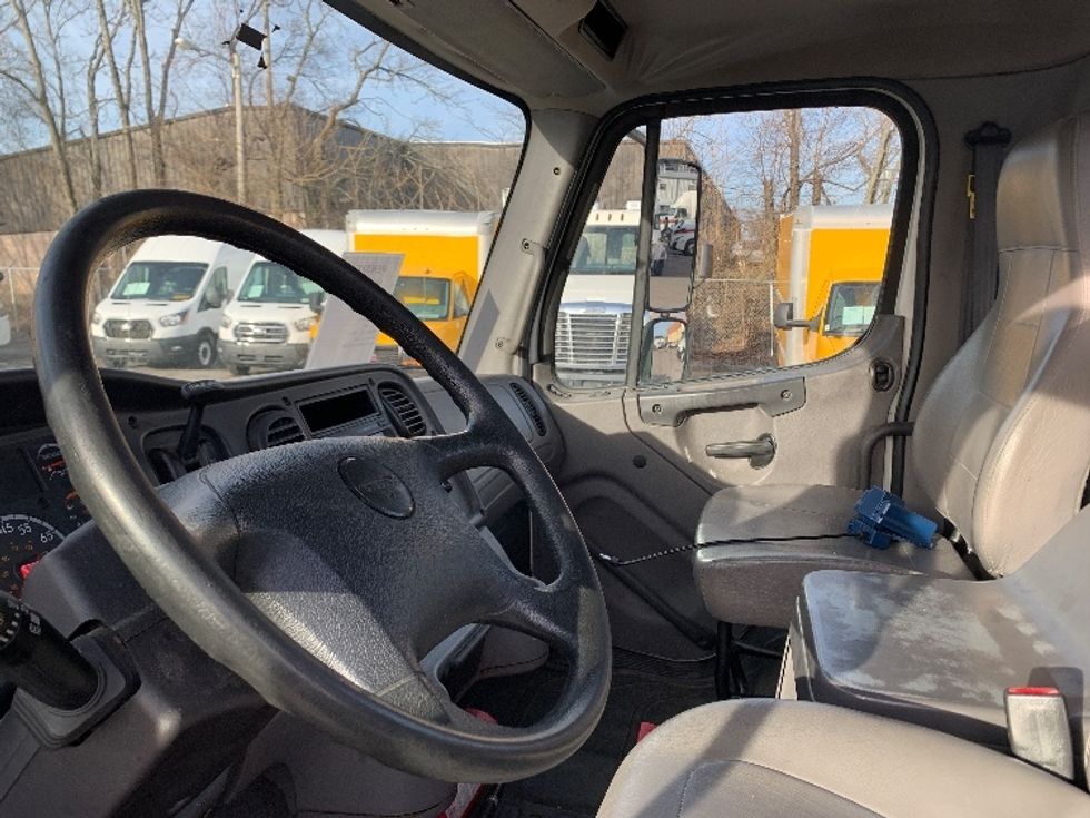 Day Cab Tractor-Heavy Duty Tractors-Freightliner-2017-M2-Nashville (Mount Juliet)-TN-204,917\n\t\tmiles-$ 46,000 - Image 10