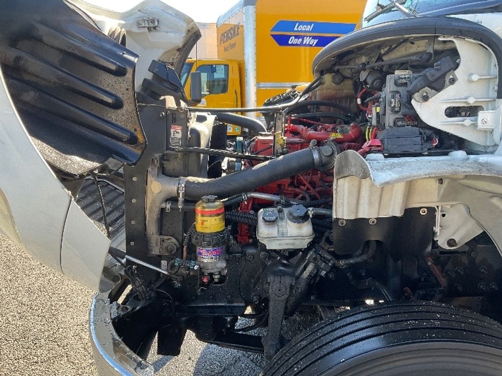Day Cab Tractor-Heavy Duty Tractors-Freightliner-2017-M2-Tacoma-WA-129,992\n\t\tmiles-$ 52,250 - Image 16