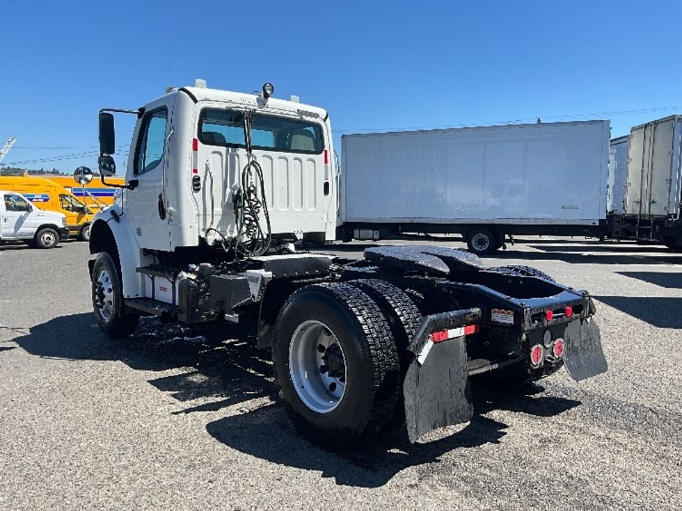 Day Cab Tractor-Heavy Duty Tractors-Freightliner-2017-M2-Tacoma-WA-196,335\n\t\tmiles-$ 46,000 - Image 5