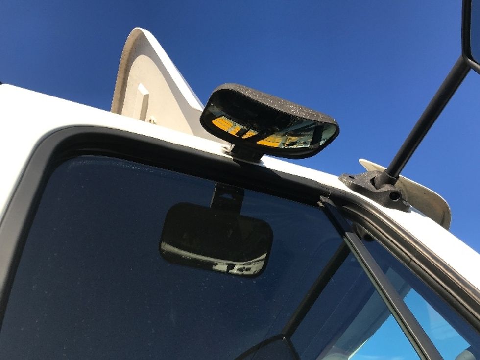 Day Cab Tractor-Heavy Duty Tractors-Freightliner-2017-M2-West Sacramento-CA-158,638\n\t\tmiles-$ 51,250 - Image 17