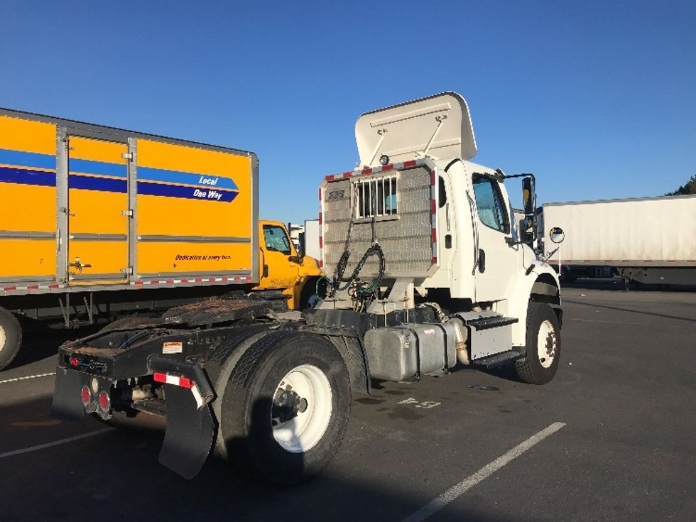 Day Cab Tractor-Heavy Duty Tractors-Freightliner-2017-M2-West Sacramento-CA-158,638\n\t\tmiles-$ 51,250 - Image 6