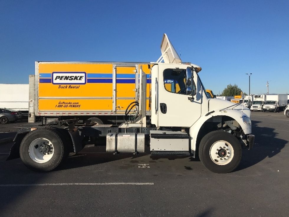 Day Cab Tractor-Heavy Duty Tractors-Freightliner-2017-M2-West Sacramento-CA-158,638\n\t\tmiles-$ 51,250 - Image 7