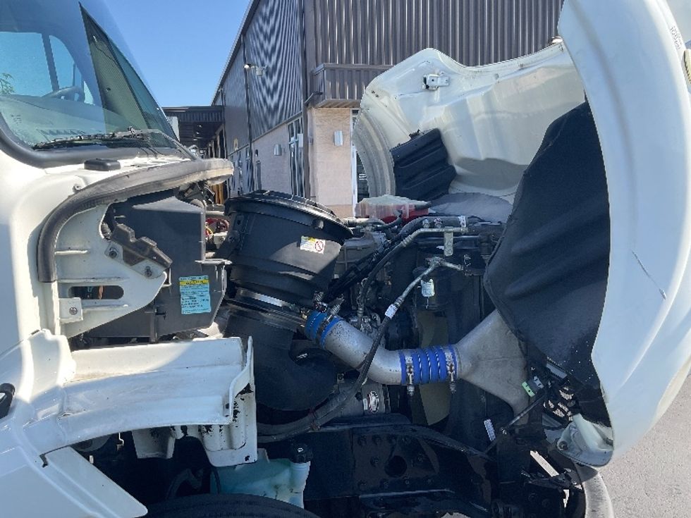 Day Cab Tractor-Heavy Duty Tractors-Freightliner-2017-M211264S-Boise-ID-237,937\n\t\tmiles-$ 22,500 - Image 15