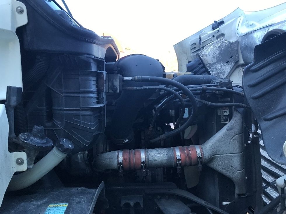 Day Cab Tractor-Heavy Duty Tractors-Freightliner-2018-Cascadia 11342ST-Auburn-MA-277,513\n\t\tmiles-$ 25,500 - Image 15