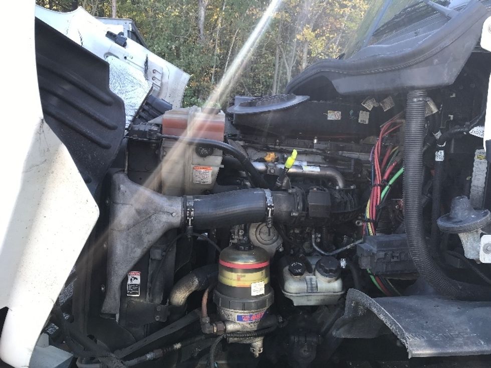 Day Cab Tractor-Heavy Duty Tractors-Freightliner-2018-Cascadia 11342ST-Auburn-MA-277,513\n\t\tmiles-$ 25,500 - Image 16