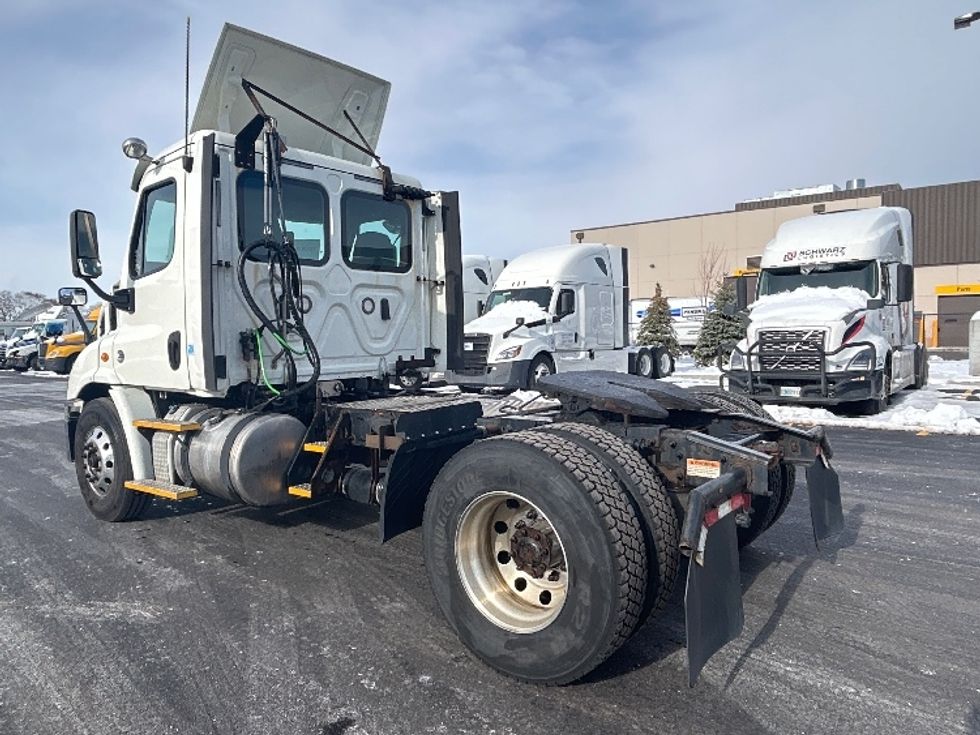 Day Cab Tractor-Heavy Duty Tractors-Freightliner-2018-Cascadia 11342ST-East Chicago-IN-461,671\n\t\tmiles-$ 20,750 - Image 5