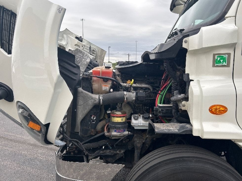 Day Cab Tractor-Heavy Duty Tractors-Freightliner-2018-Cascadia 11342ST-La Porte-IN-476,984\n\t\tmiles-$ 25,500 - Image 16