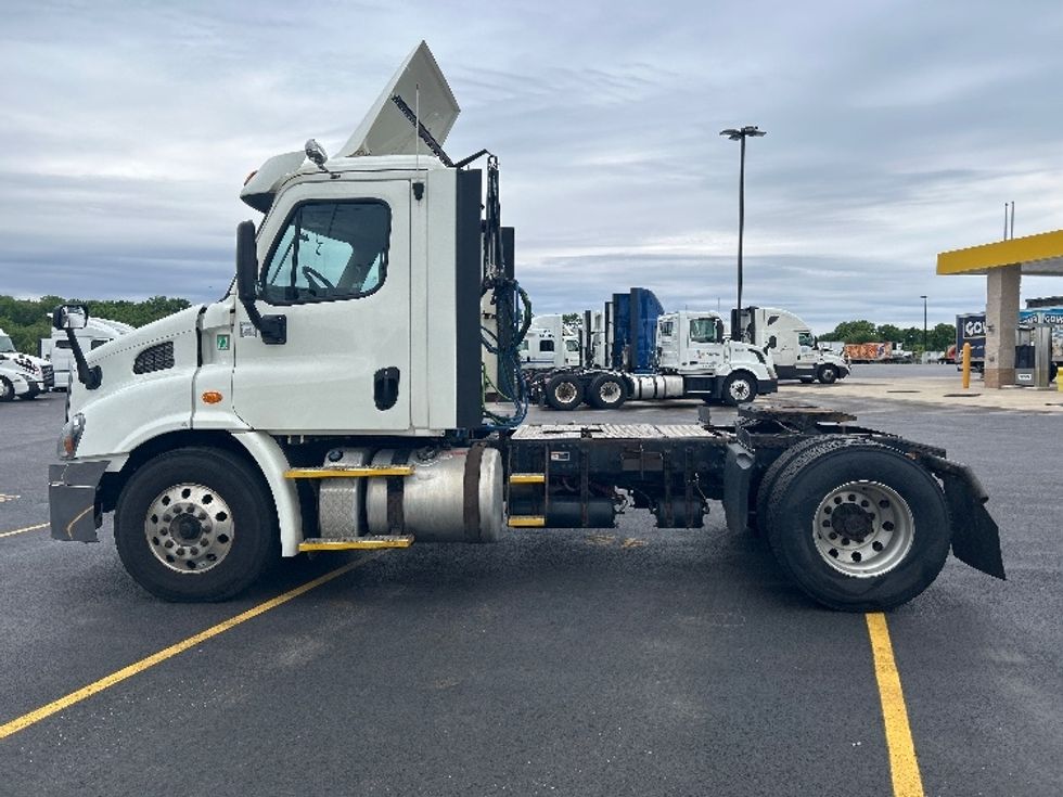 Day Cab Tractor-Heavy Duty Tractors-Freightliner-2018-Cascadia 11342ST-La Porte-IN-476,984\n\t\tmiles-$ 25,500 - Image 4