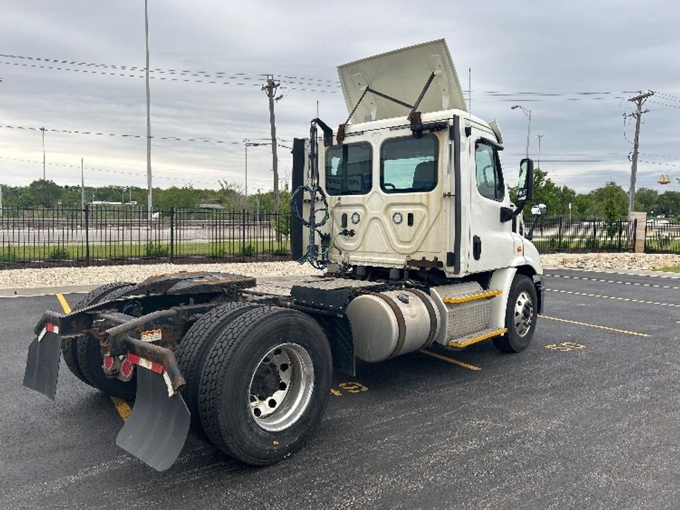 Day Cab Tractor-Heavy Duty Tractors-Freightliner-2018-Cascadia 11342ST-La Porte-IN-476,984\n\t\tmiles-$ 25,500 - Image 7