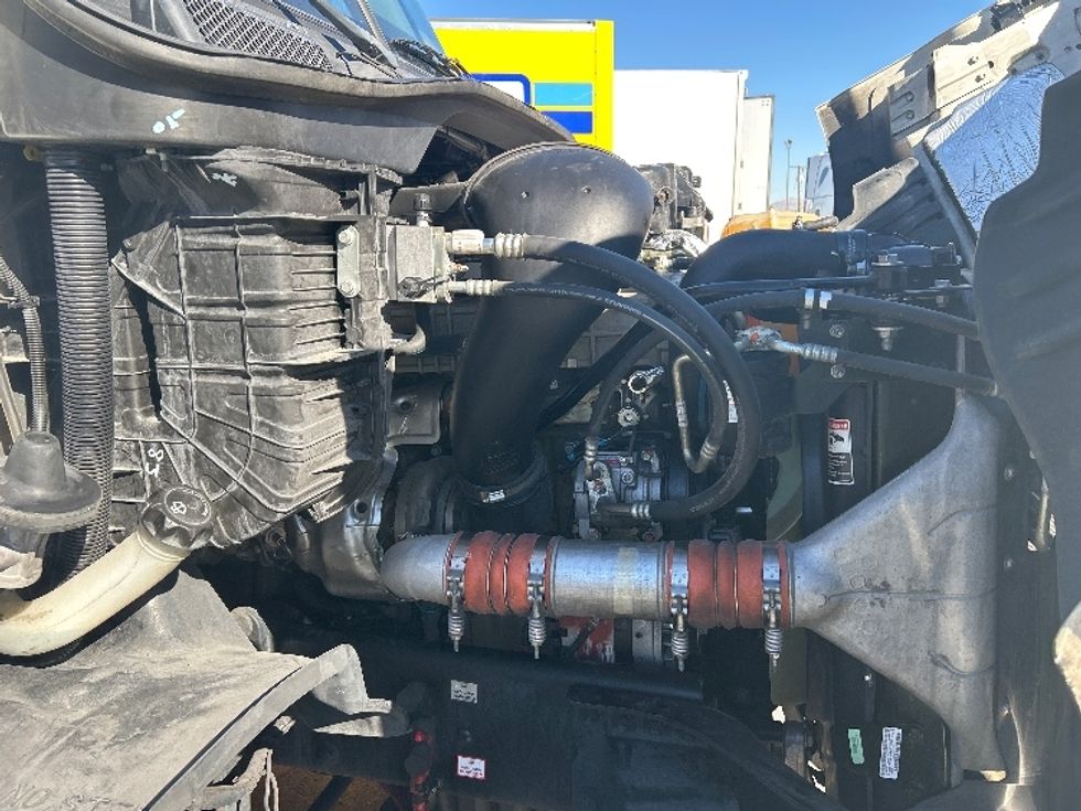 Day Cab Tractor-Heavy Duty Tractors-Freightliner-2018-Cascadia 11342ST-Las Vegas-NV-218,060\n\t\tmiles-$ 28,250 - Image 15