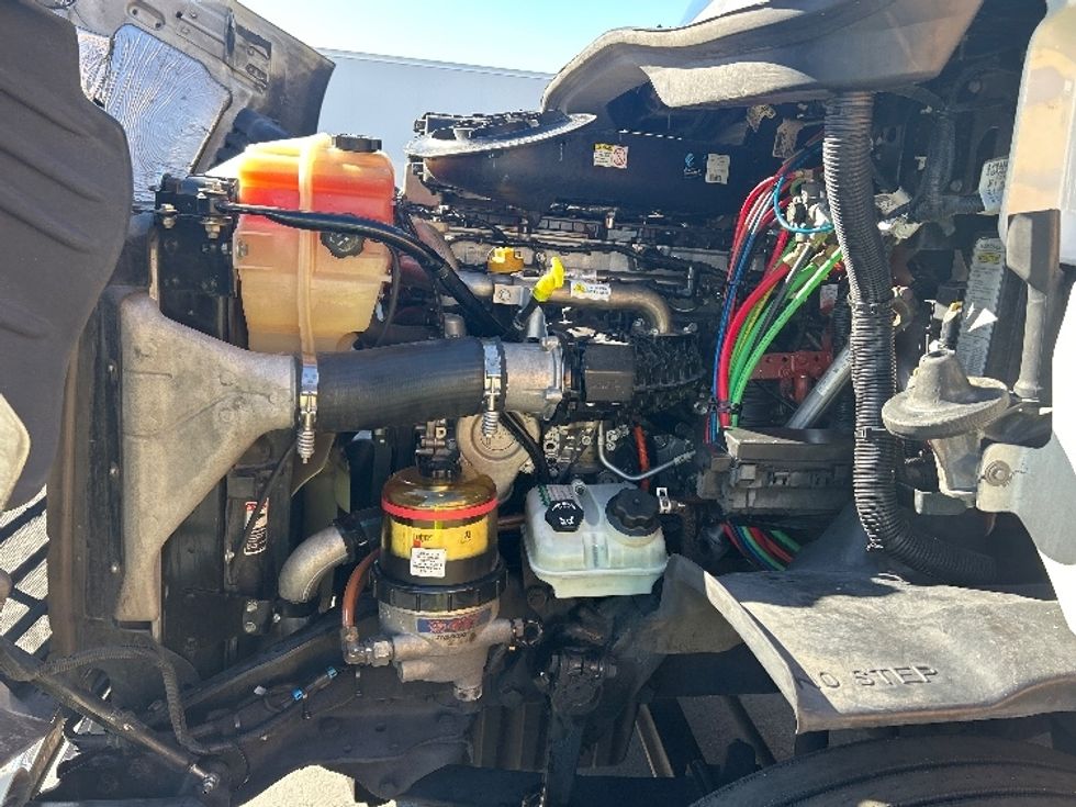 Day Cab Tractor-Heavy Duty Tractors-Freightliner-2018-Cascadia 11342ST-Las Vegas-NV-218,060\n\t\tmiles-$ 28,250 - Image 16