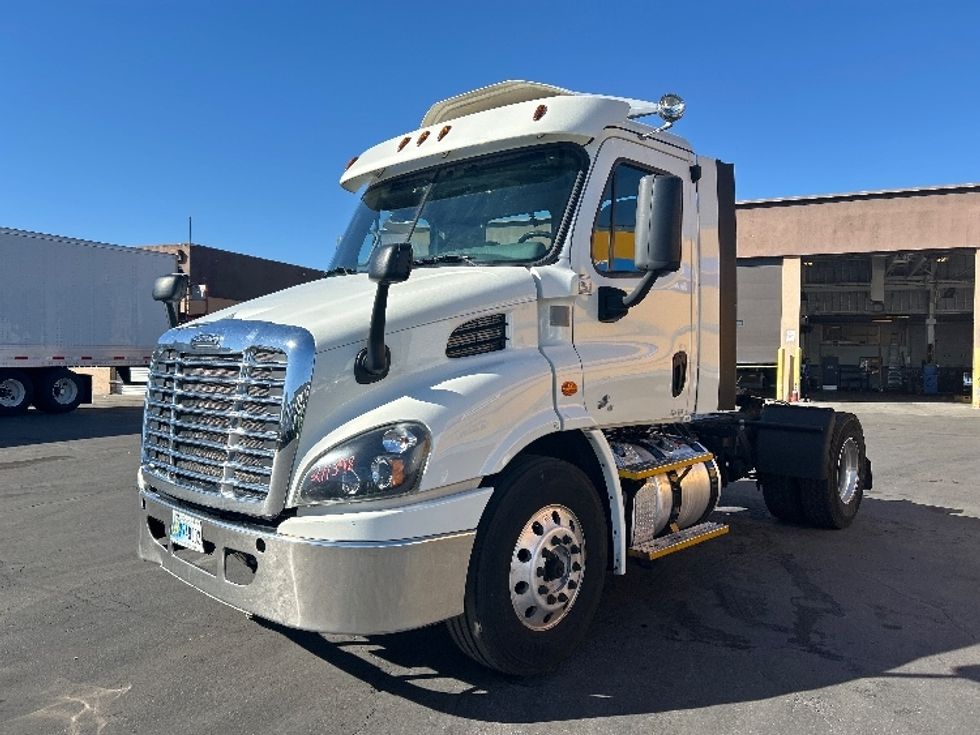 Day Cab Tractor-Heavy Duty Tractors-Freightliner-2018-Cascadia 11342ST-Las Vegas-NV-218,060\n\t\tmiles-$ 28,250 - Image 3