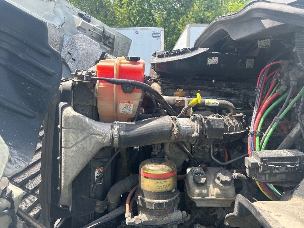 Day Cab Tractor-Heavy Duty Tractors-Freightliner-2018-Cascadia 11342ST-Louisville-KY-549,273\n\t\tmiles-$ 21,250 - Image 16