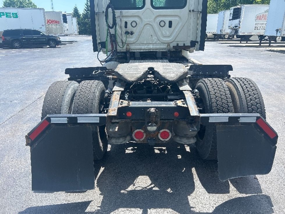 Day Cab Tractor-Heavy Duty Tractors-Freightliner-2018-Cascadia 11342ST-Louisville-KY-549,273\n\t\tmiles-$ 21,250 - Image 6