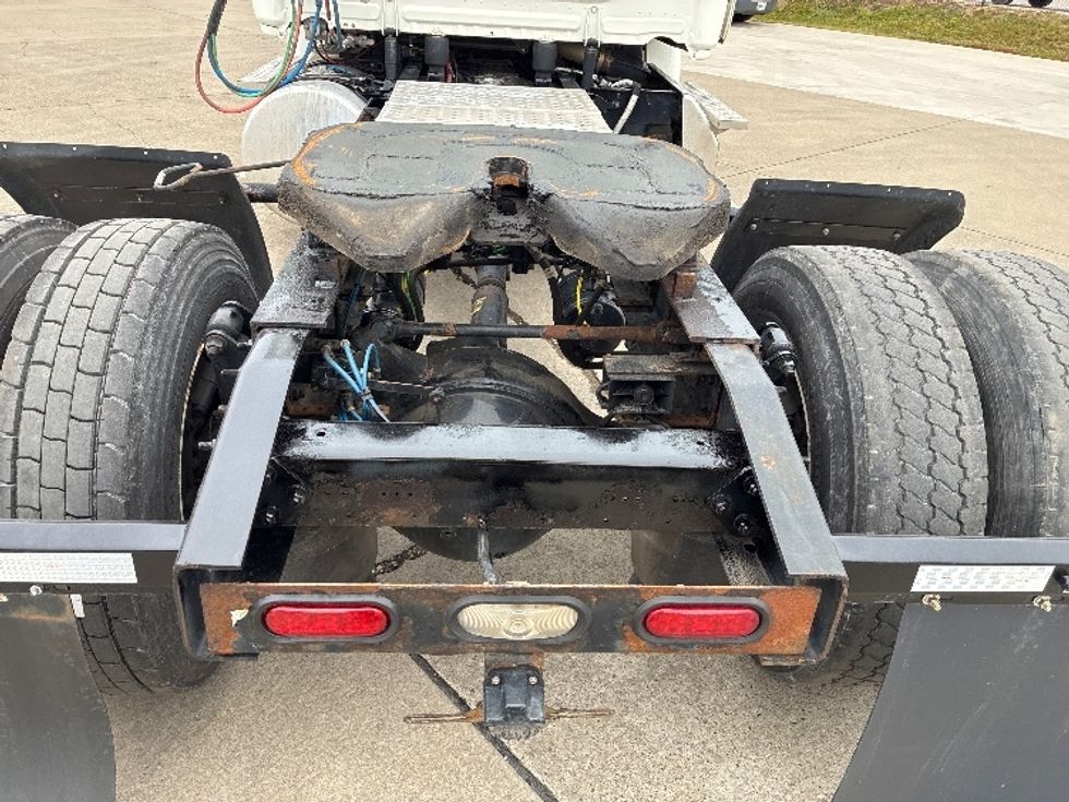 Day Cab Tractor-Heavy Duty Tractors-Freightliner-2018-Cascadia 11342ST-Parkersburg-WV-228,610\n\t\tmiles-$ 23,500 - Image 6