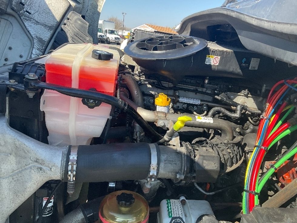 Day Cab Tractor-Heavy Duty Tractors-Freightliner-2018-Cascadia 11342ST-Poplar Bluff-MO-410,304\n\t\tmiles-$ 27,250 - Image 16