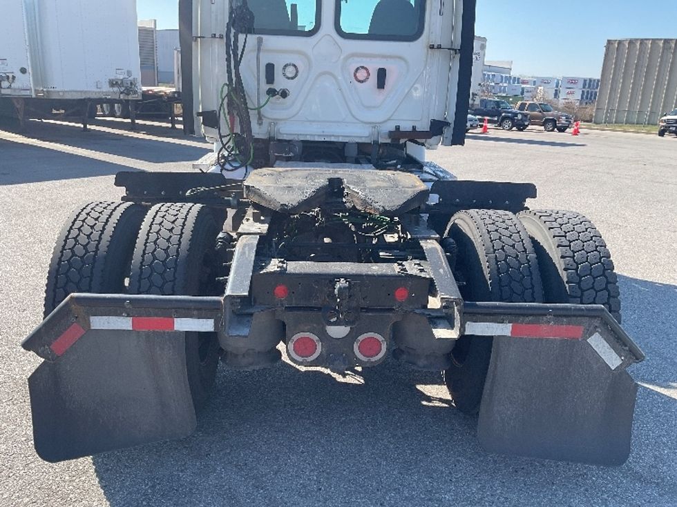 Day Cab Tractor-Heavy Duty Tractors-Freightliner-2018-Cascadia 11342ST-Poplar Bluff-MO-410,304\n\t\tmiles-$ 27,250 - Image 6