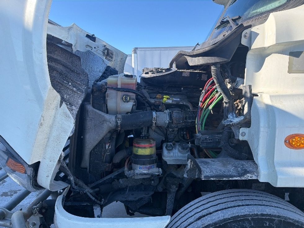 Day Cab Tractor-Heavy Duty Tractors-Freightliner-2018-Cascadia 11342ST-Sturtevant-WI-621,737\n\t\tmiles-$ 16,250 - Image 16