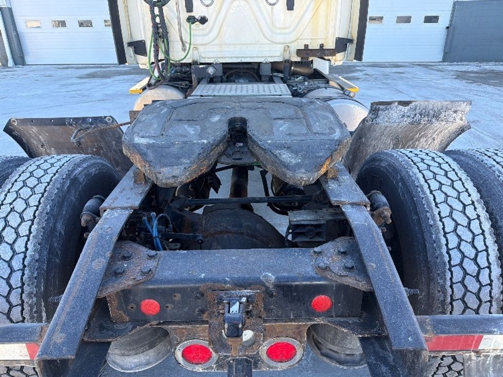 Day Cab Tractor-Heavy Duty Tractors-Freightliner-2018-Cascadia 11342ST-Sturtevant-WI-621,737\n\t\tmiles-$ 16,250 - Image 6