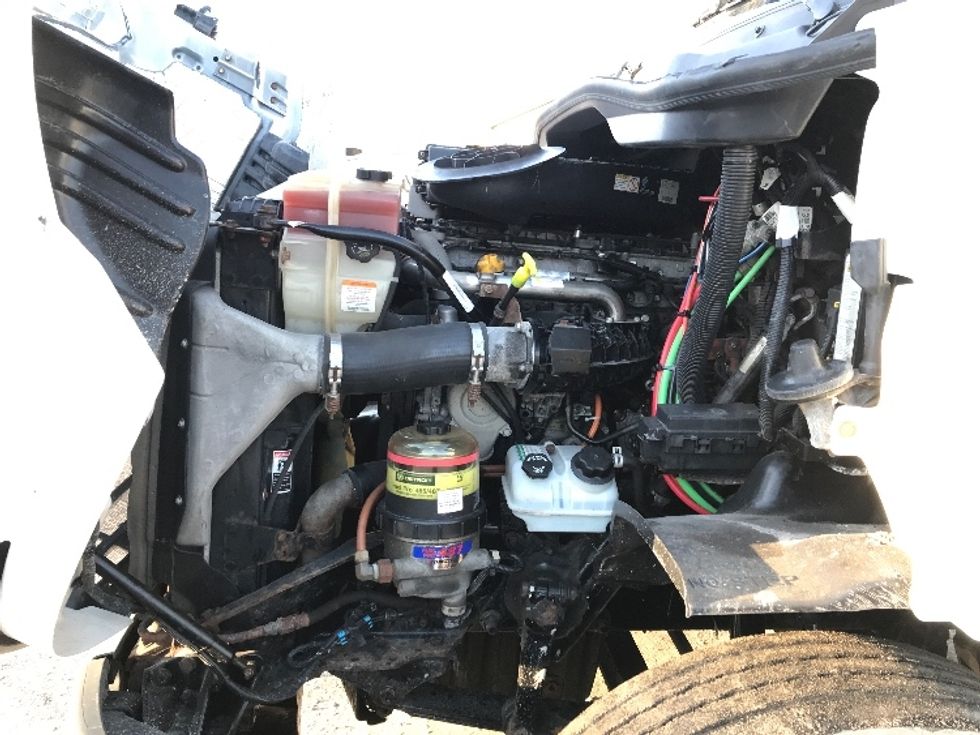 Day Cab Tractor-Heavy Duty Tractors-Freightliner-2018-Cascadia 11342ST-Whitesboro-NY-269,772\n\t\tmiles-$ 27,750 - Image 16