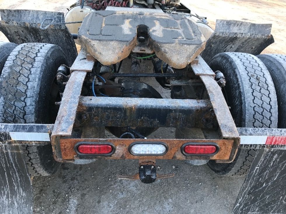 Day Cab Tractor-Heavy Duty Tractors-Freightliner-2018-Cascadia 11342ST-Whitesboro-NY-269,772\n\t\tmiles-$ 27,750 - Image 6