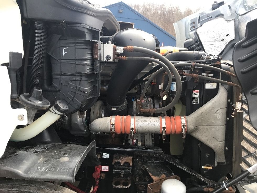 Day Cab Tractor-Heavy Duty Tractors-Freightliner-2018-Cascadia 11342ST-Whitesboro-NY-308,406\n\t\tmiles-$ 27,750 - Image 15