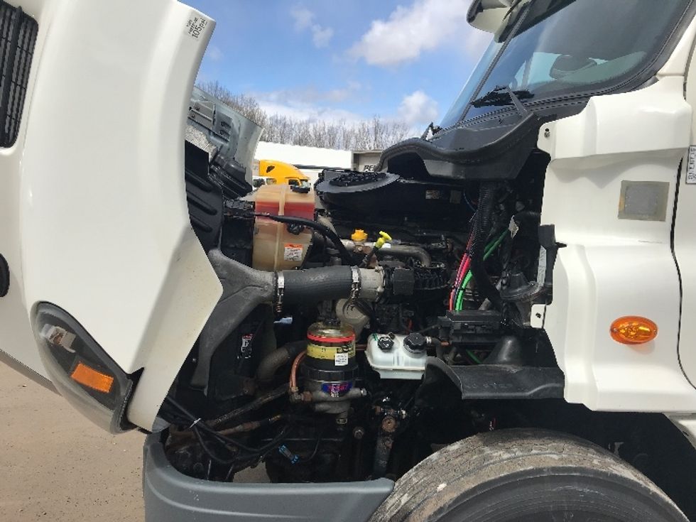 Day Cab Tractor-Heavy Duty Tractors-Freightliner-2018-Cascadia 11342ST-Whitesboro-NY-308,406\n\t\tmiles-$ 27,750 - Image 16