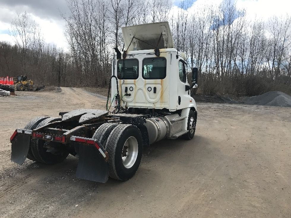 Day Cab Tractor-Heavy Duty Tractors-Freightliner-2018-Cascadia 11342ST-Whitesboro-NY-308,406\n\t\tmiles-$ 27,750 - Image 7