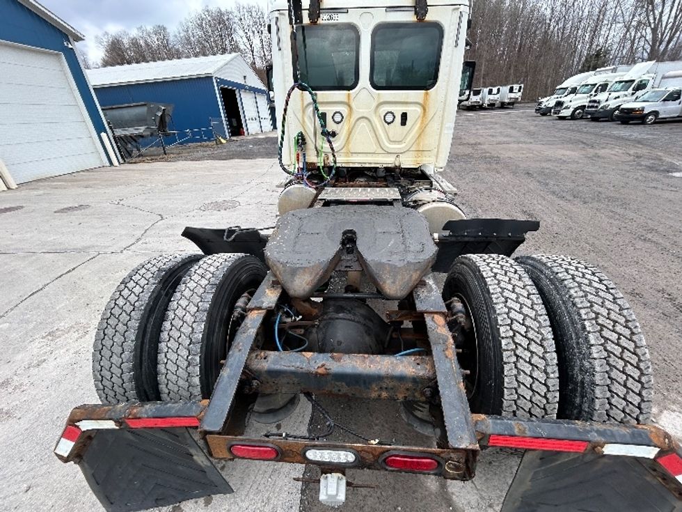 Day Cab Tractor-Heavy Duty Tractors-Freightliner-2018-Cascadia 11342ST-Whitesboro-NY-340,460\n\t\tmiles-$ 27,750 - Image 6
