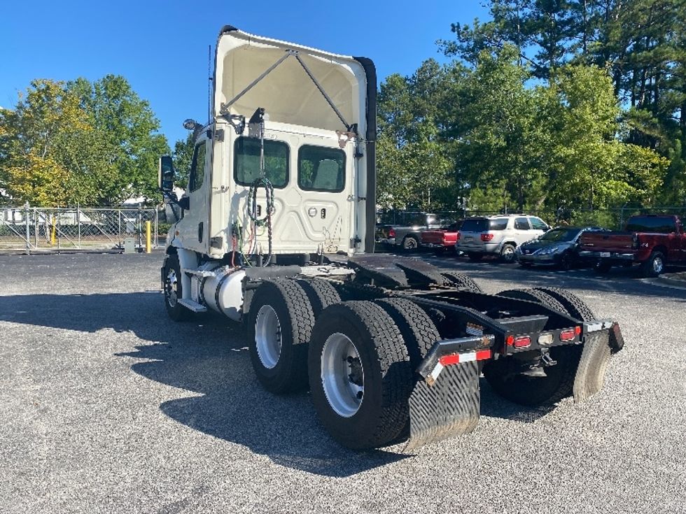 Day Cab Tractor-Heavy Duty Tractors-Freightliner-2018-Cascadia 11364ST-Atlanta-GA-546,189\n\t\tmiles-$ 33,500 - Image 5