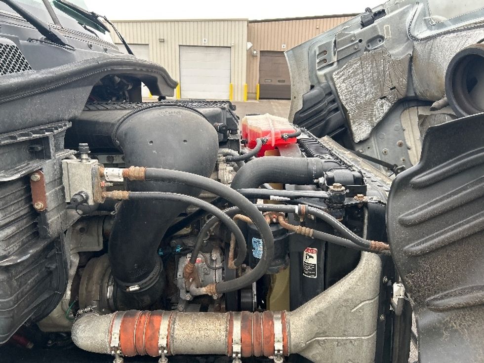 Day Cab Tractor-Heavy Duty Tractors-Freightliner-2018-Cascadia 11364ST-Brooklyn Park-MN-495,848\n\t\tmiles-$ 28,500 - Image 15