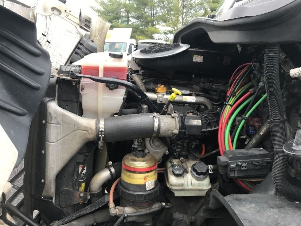 Day Cab Tractor-Heavy Duty Tractors-Freightliner-2018-Cascadia 11364ST-Burlington-NJ-344,849\n\t\tmiles-$ 40,250 - Image 16