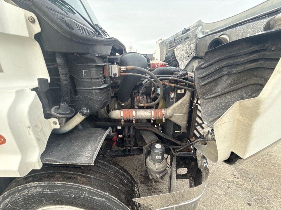 Day Cab Tractor-Heavy Duty Tractors-Freightliner-2018-Cascadia 11364ST-East Chicago-IN-429,205\n\t\tmiles-$ 32,250 - Image 15