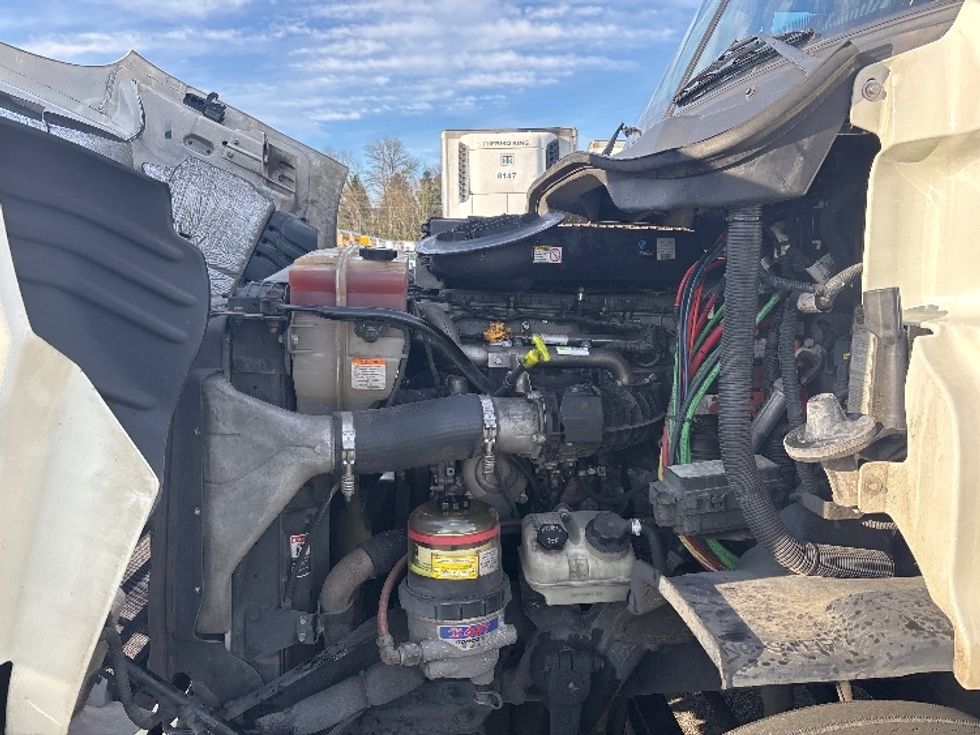 Day Cab Tractor-Heavy Duty Tractors-Freightliner-2018-Cascadia 11364ST-Everett-WA-267,940\n\t\tmiles-$ 50,750 - Image 16