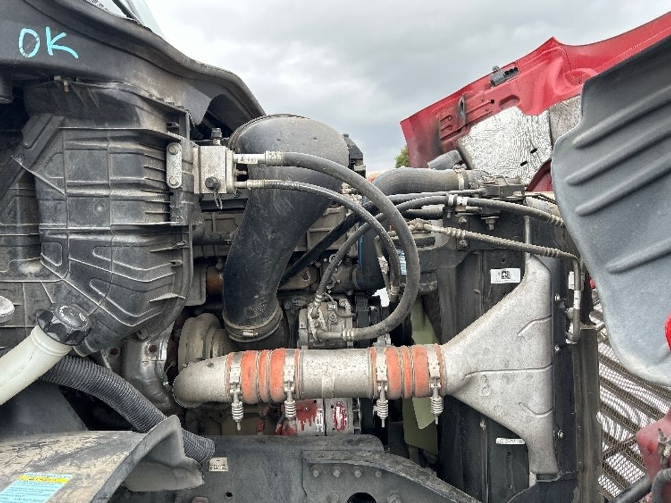 Day Cab Tractor-Heavy Duty Tractors-Freightliner-2018-Cascadia 11364ST-Gilroy-CA-246,538\n\t\tmiles-$ 38,000 - Image 15