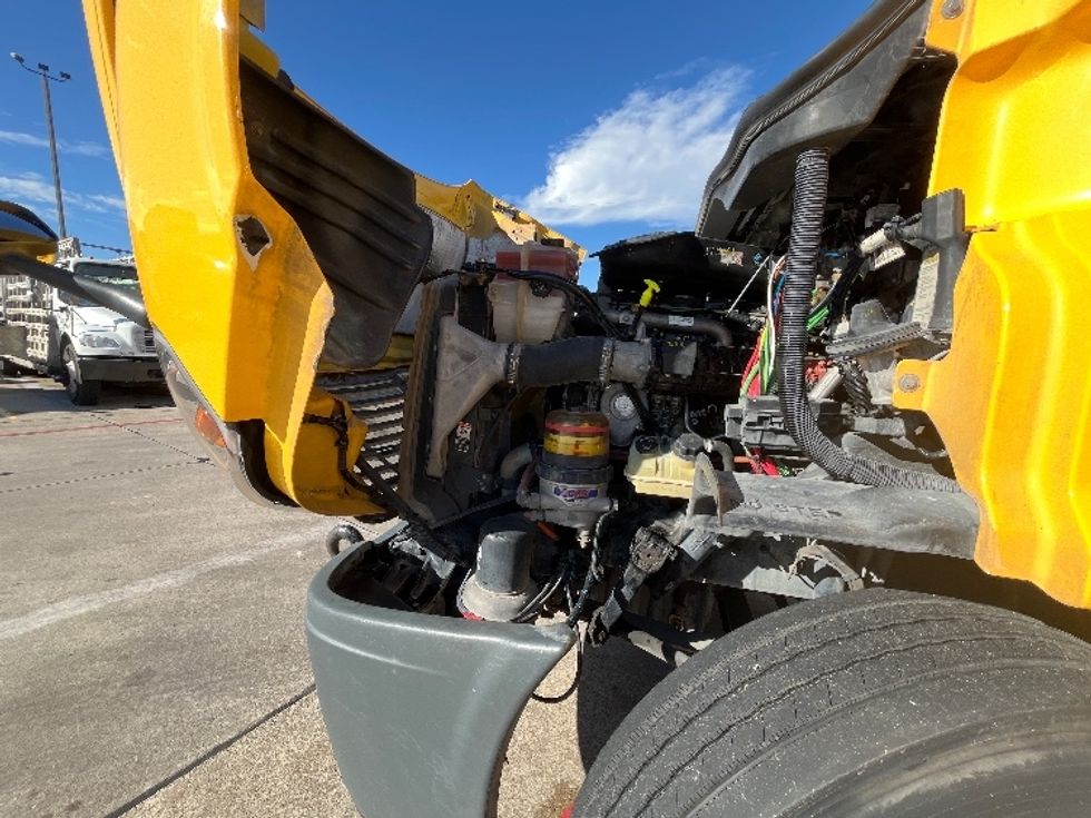 Day Cab Tractor-Heavy Duty Tractors-Freightliner-2018-Cascadia 11364ST-Grand Prairie-TX-769,444\n\t\tmiles-$ 22,750 - Image 16