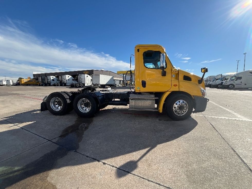 Day Cab Tractor-Heavy Duty Tractors-Freightliner-2018-Cascadia 11364ST-Grand Prairie-TX-769,444\n\t\tmiles-$ 22,750 - Image 8