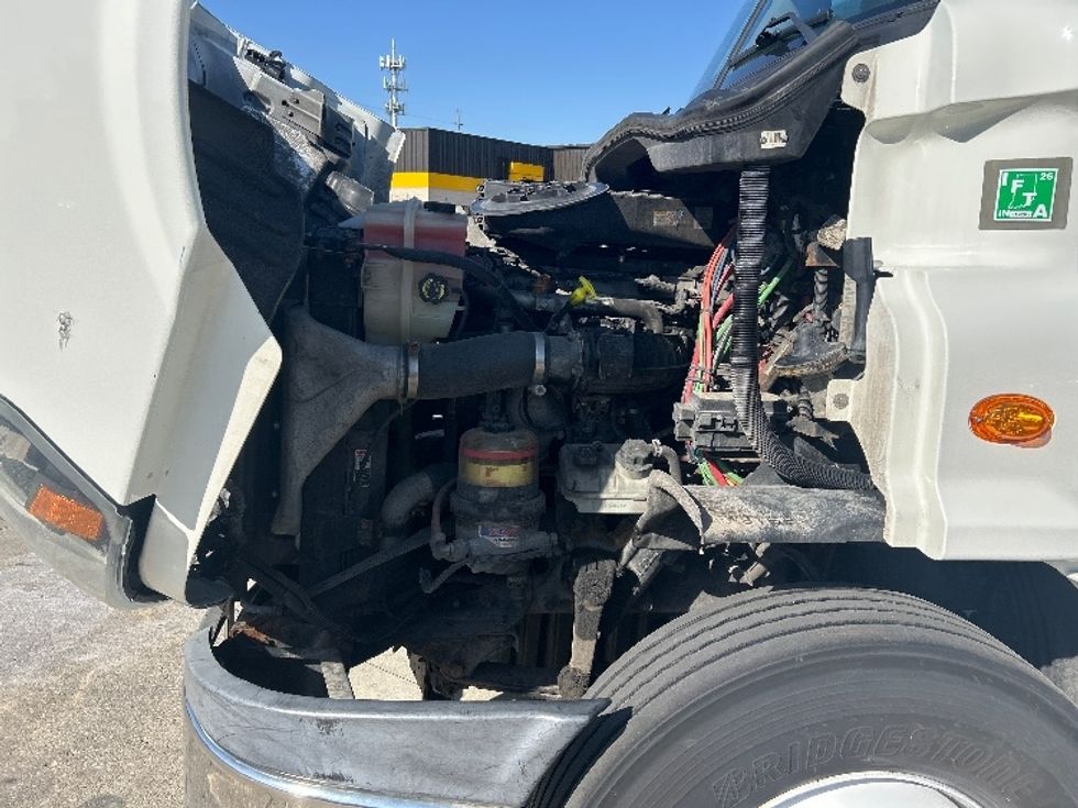 Day Cab Tractor-Heavy Duty Tractors-Freightliner-2018-Cascadia 11364ST-Indianapolis-IN-420,126\n\t\tmiles-$ 30,250 - Image 16