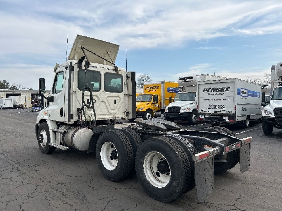 Day Cab Tractor-Heavy Duty Tractors-Freightliner-2018-Cascadia 11364ST-Manassas-VA-604,276\n\t\tmiles-$ 24,750 - Image 5